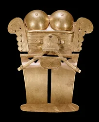 Anthropomorphic pectoral, Darien style